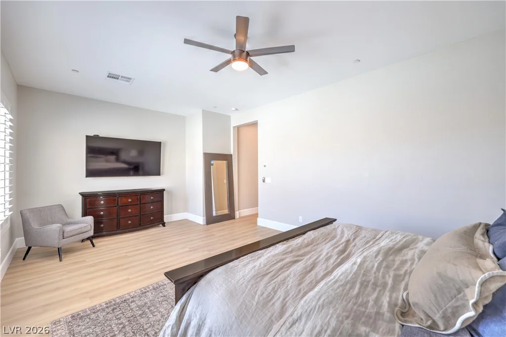 9930 Justin Earl, Las Vegas, NV 89149