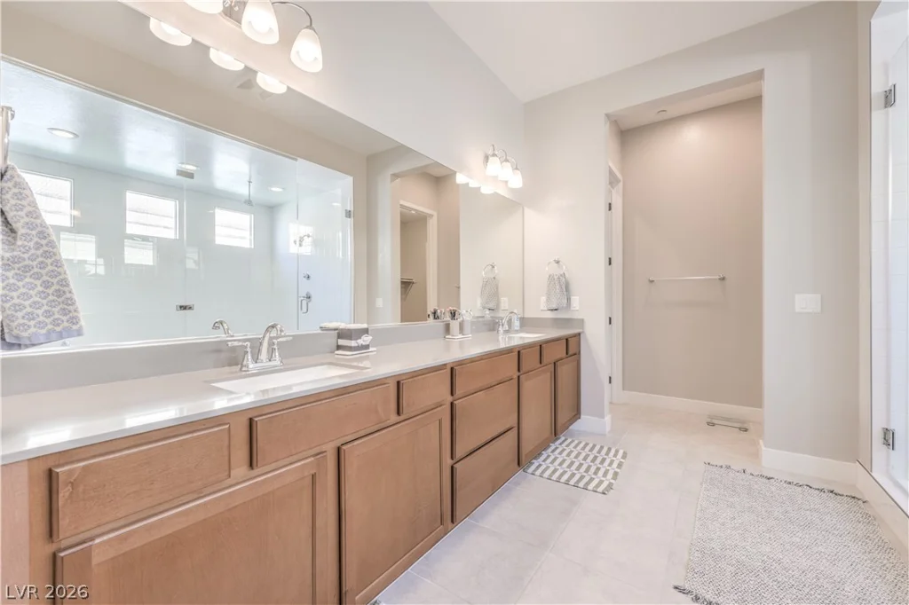 9930 Justin Earl, Las Vegas, NV 89149