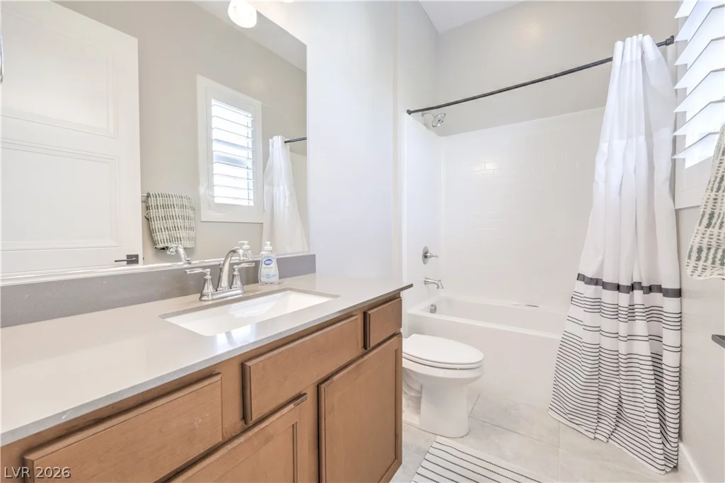 9930 Justin Earl, Las Vegas, NV 89149