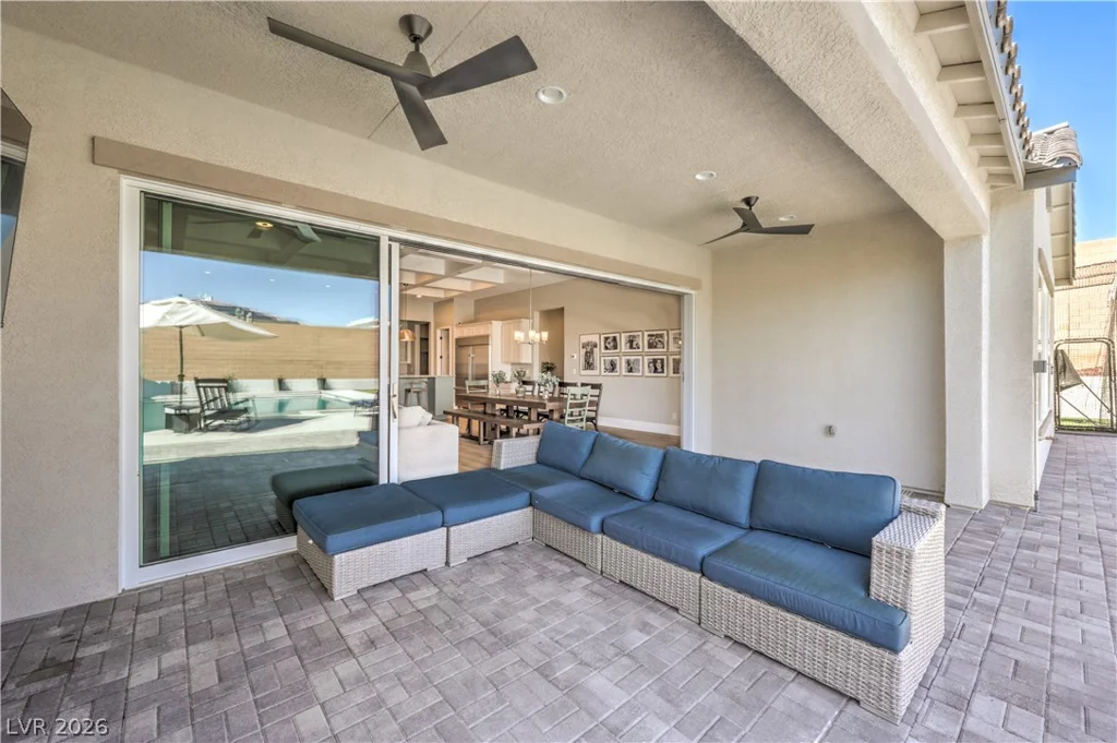 9930 Justin Earl, Las Vegas, NV 89149