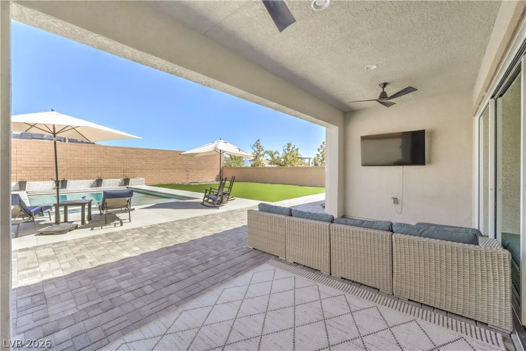 9930 Justin Earl, Las Vegas, NV 89149