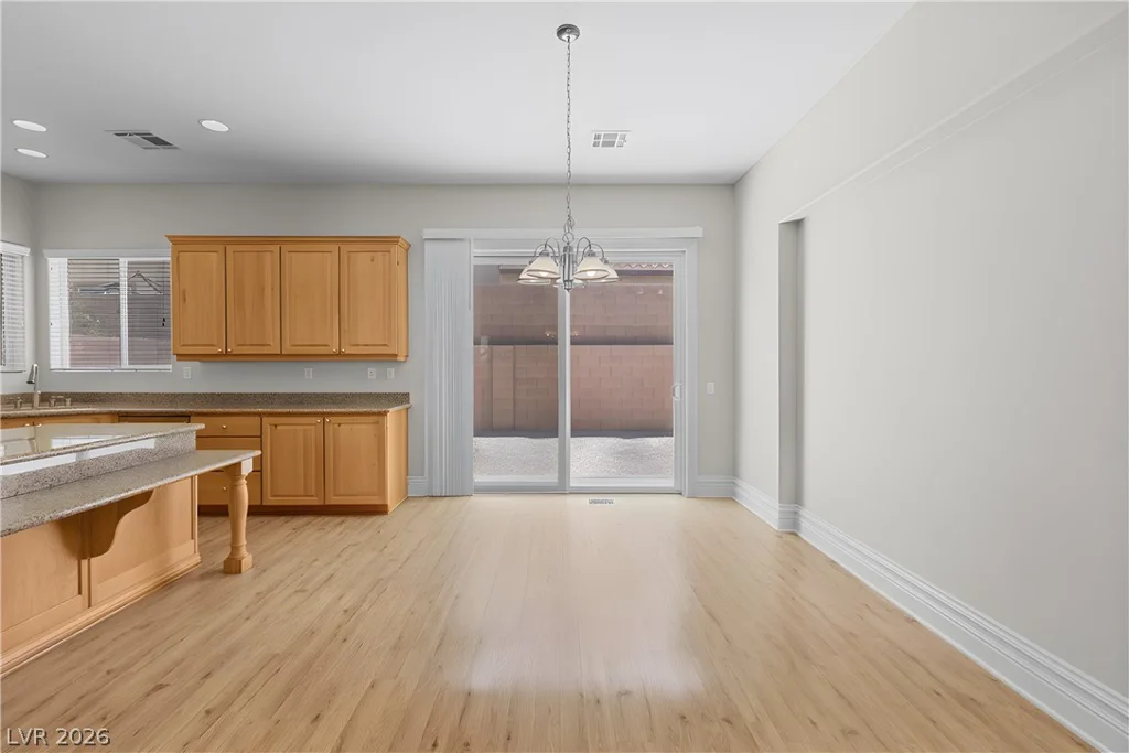 211 Crooked Putter, Las Vegas, NV 89148