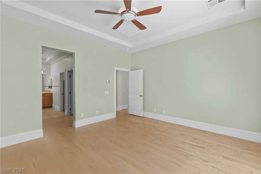 211 Crooked Putter, Las Vegas, NV 89148