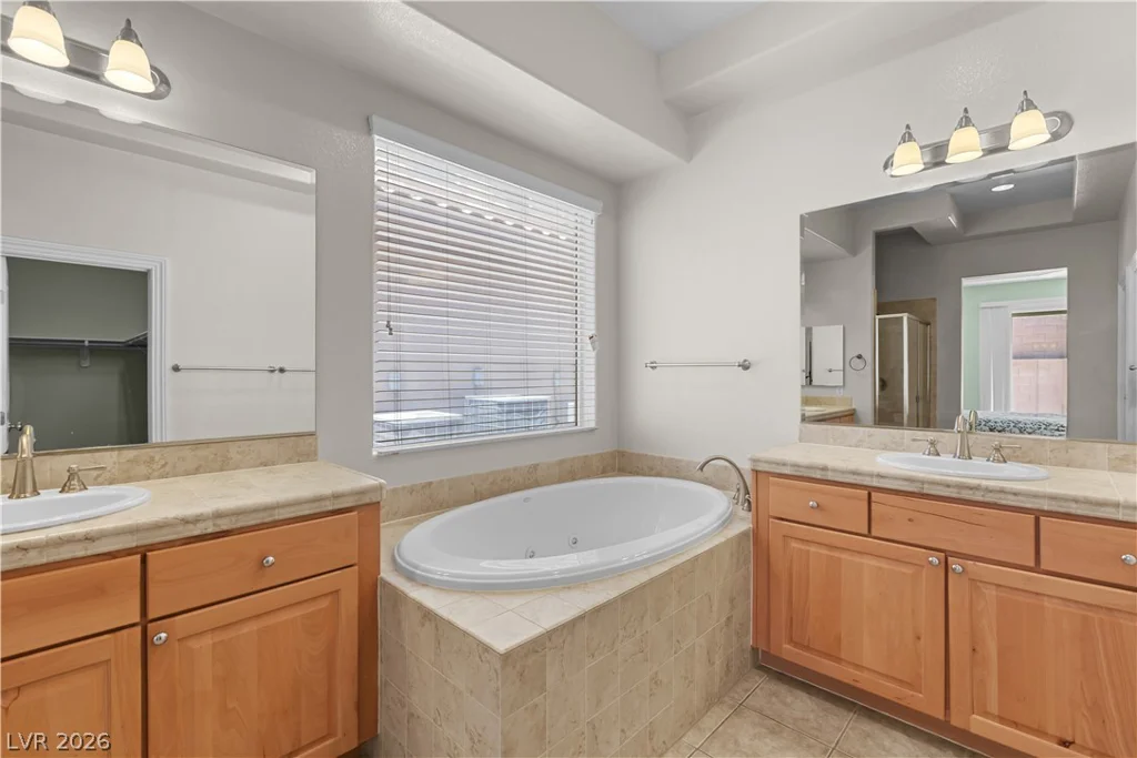 211 Crooked Putter, Las Vegas, NV 89148