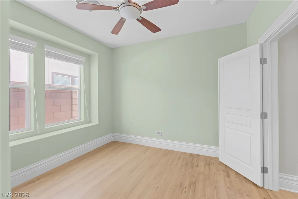 211 Crooked Putter, Las Vegas, NV 89148