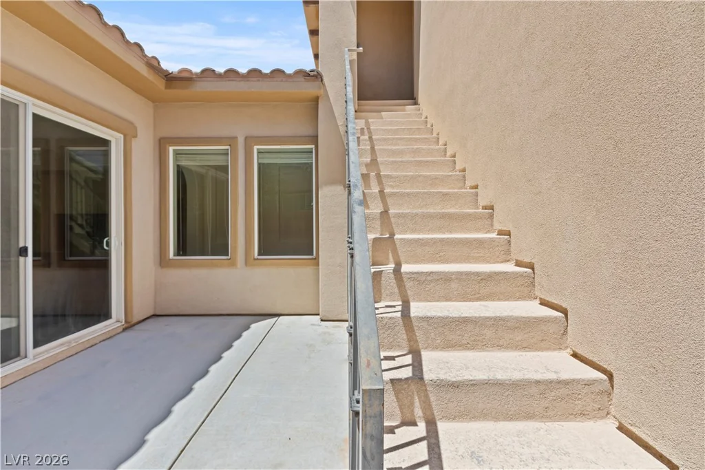 211 Crooked Putter, Las Vegas, NV 89148