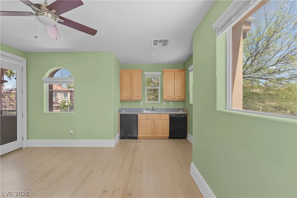 211 Crooked Putter, Las Vegas, NV 89148