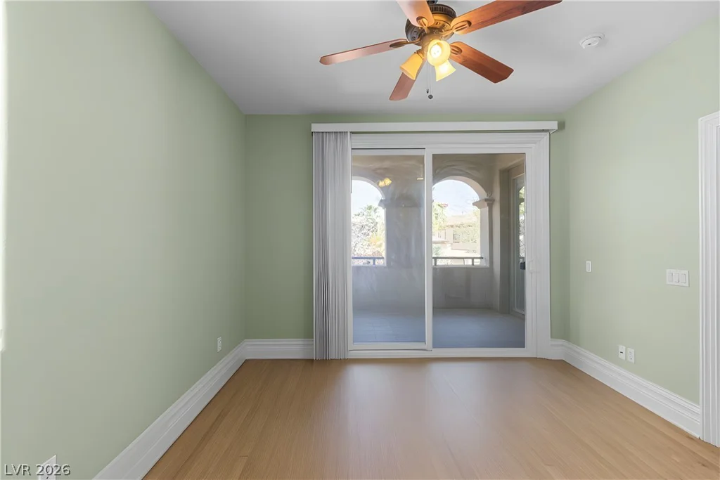 211 Crooked Putter, Las Vegas, NV 89148