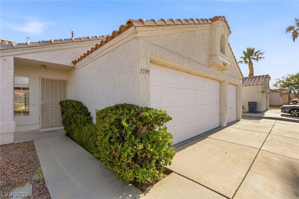 1509 Watercreek, North Las Vegas, NV 89032