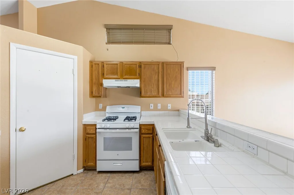1509 Watercreek, North Las Vegas, NV 89032