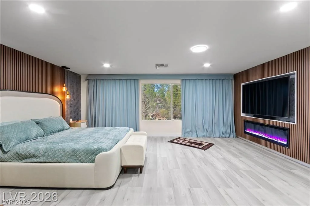 4198 Abernethy Forest, Las Vegas, NV 89141