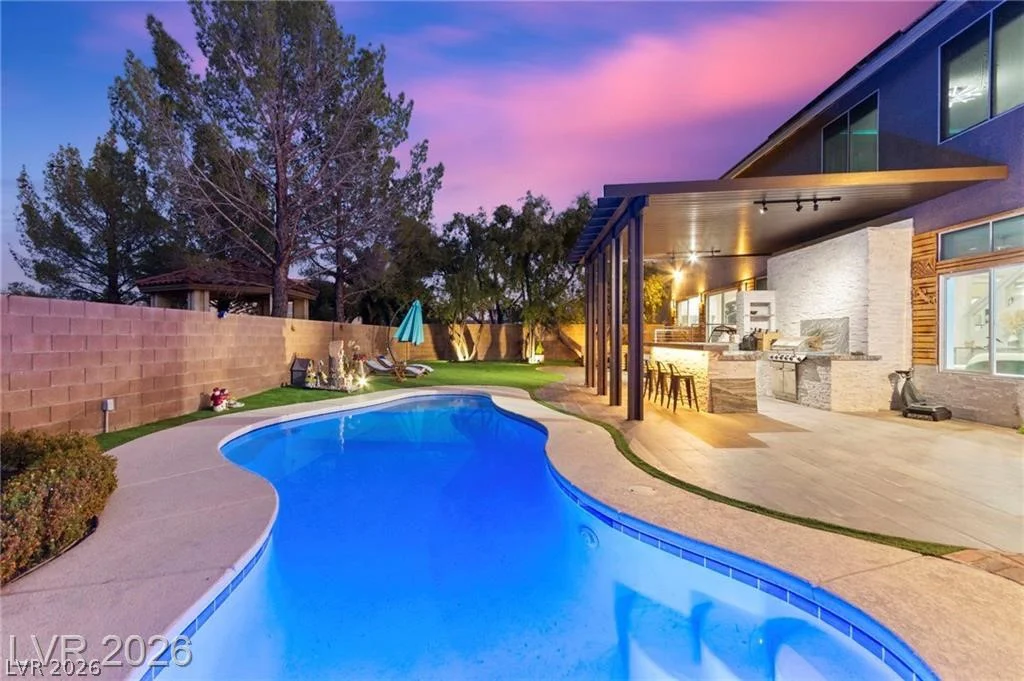 4198 Abernethy Forest, Las Vegas, NV 89141
