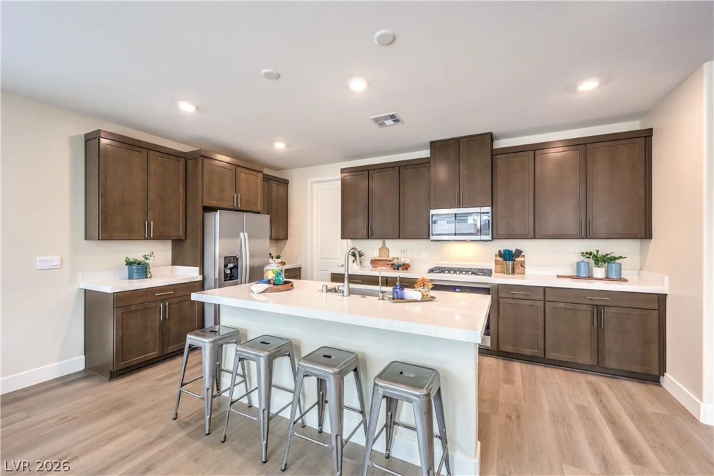 7617 Gage Falls, North Las Vegas, NV 89084