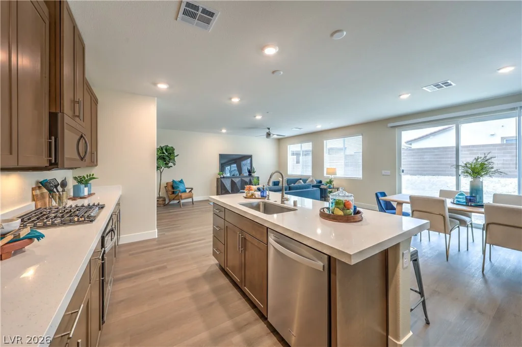 7617 Gage Falls, North Las Vegas, NV 89084