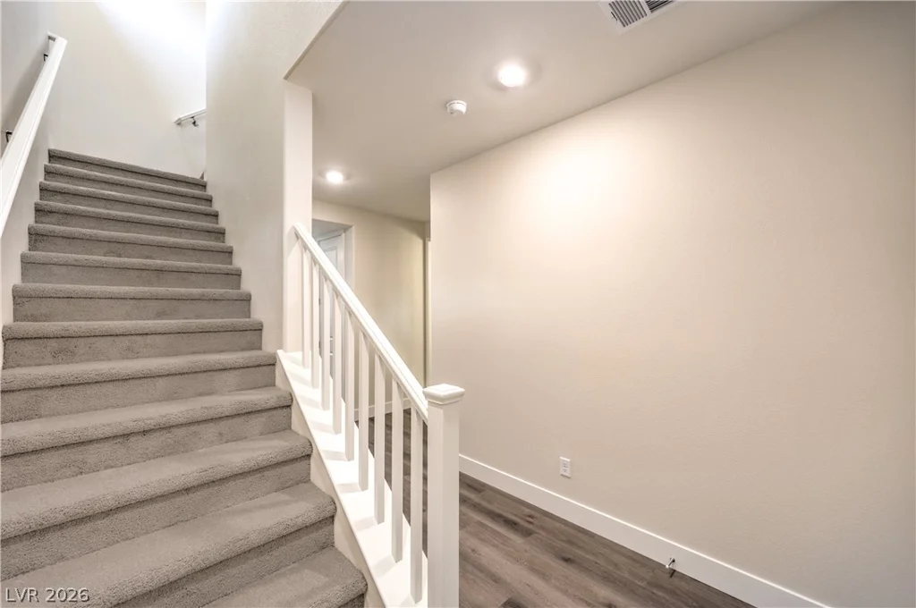 7617 Gage Falls, North Las Vegas, NV 89084