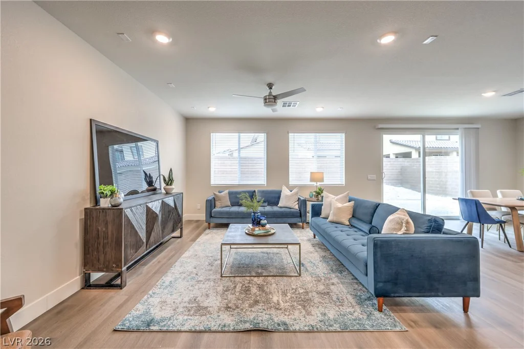 7617 Gage Falls, North Las Vegas, NV 89084