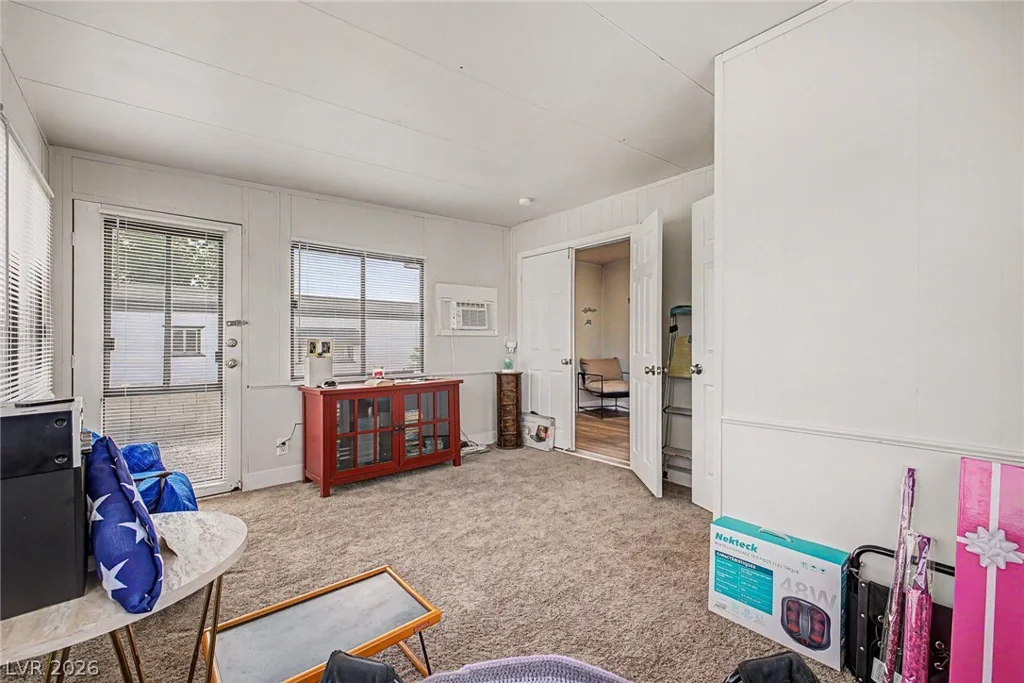 5512 Aldama, Las Vegas, NV 89122