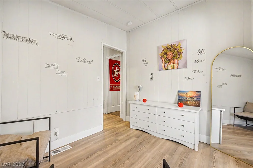5512 Aldama, Las Vegas, NV 89122