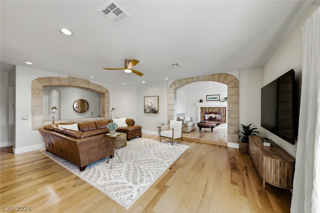 2438 Tour Edition, Henderson, NV 89074