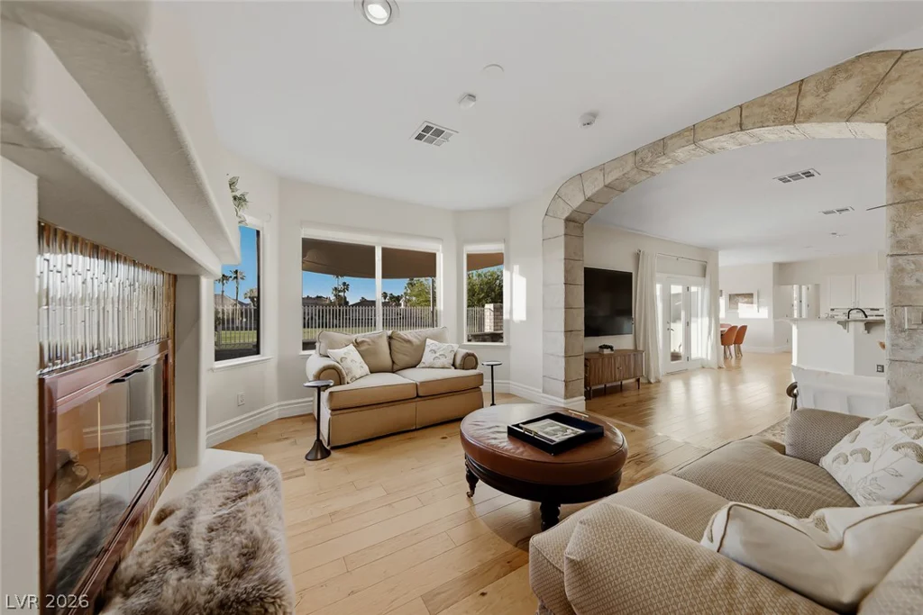 2438 Tour Edition, Henderson, NV 89074