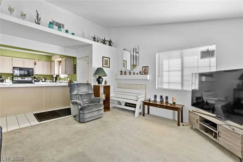 2725 Nellis, Las Vegas, NV 89121