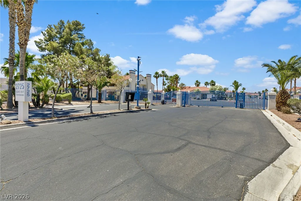2725 Nellis, Las Vegas, NV 89121