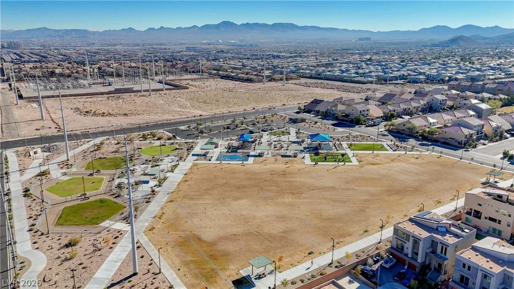 5697 Graystone Ridge, Las Vegas, NV 89141