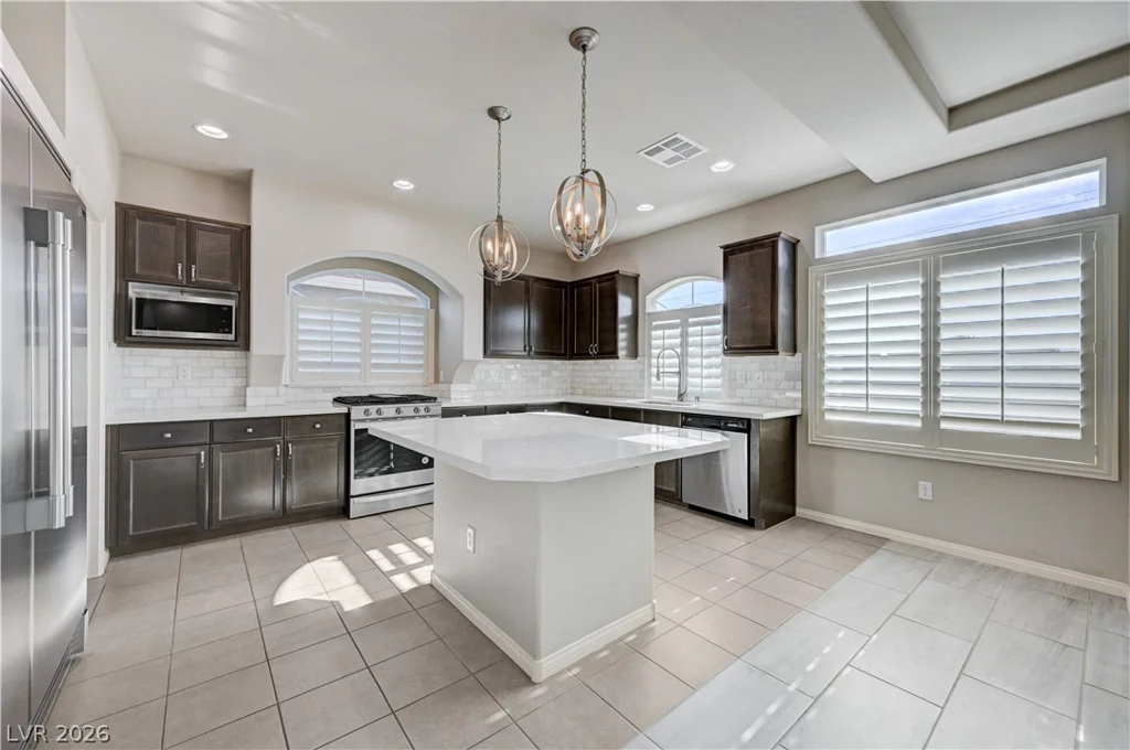 5697 Graystone Ridge, Las Vegas, NV 89141