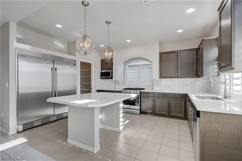 5697 Graystone Ridge, Las Vegas, NV 89141