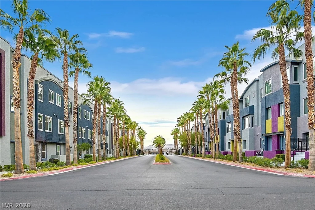 9050 Tropicana, Las Vegas, NV 89147