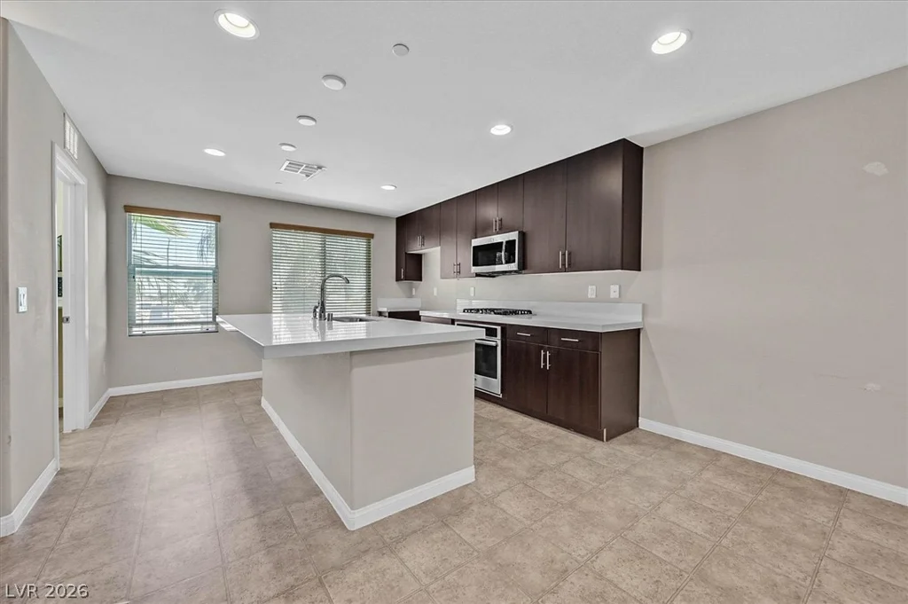 9050 Tropicana, Las Vegas, NV 89147