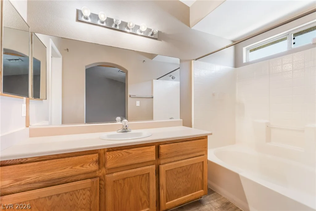 1341 Dusty Creek, Las Vegas, NV 89128