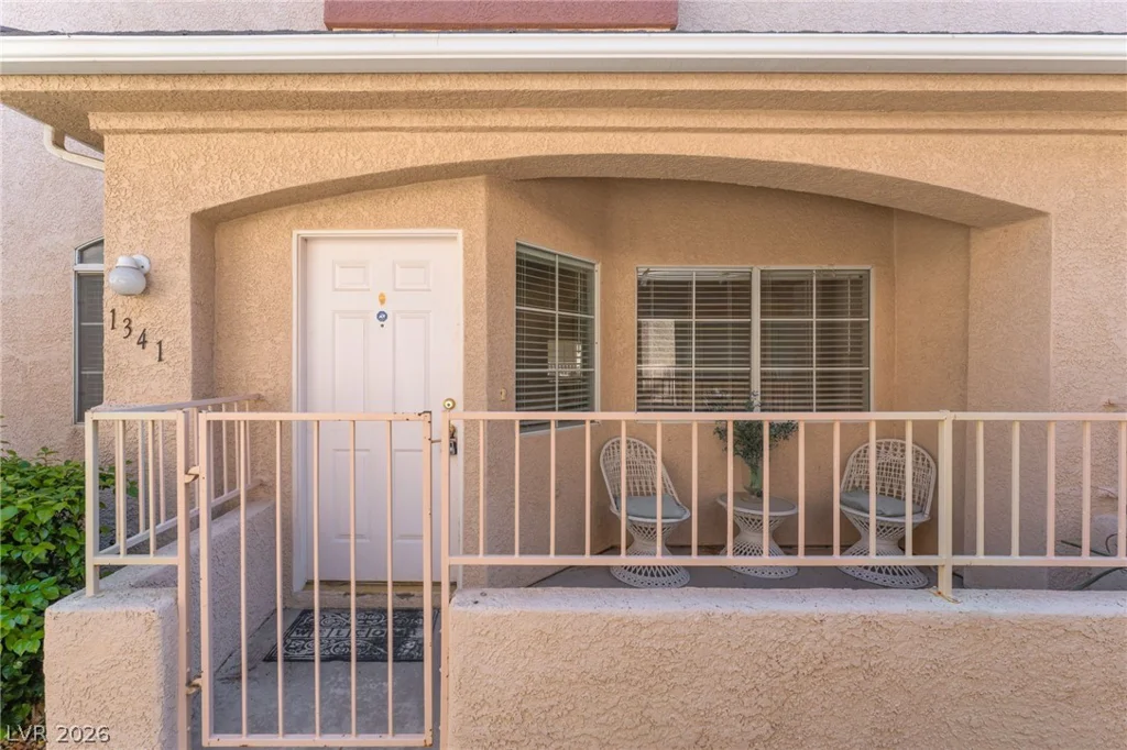 1341 Dusty Creek, Las Vegas, NV 89128