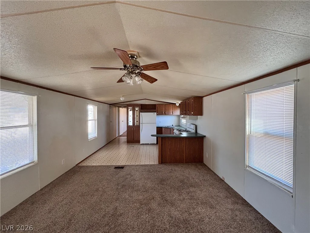 3851 Donner, Pahrump, NV 89048