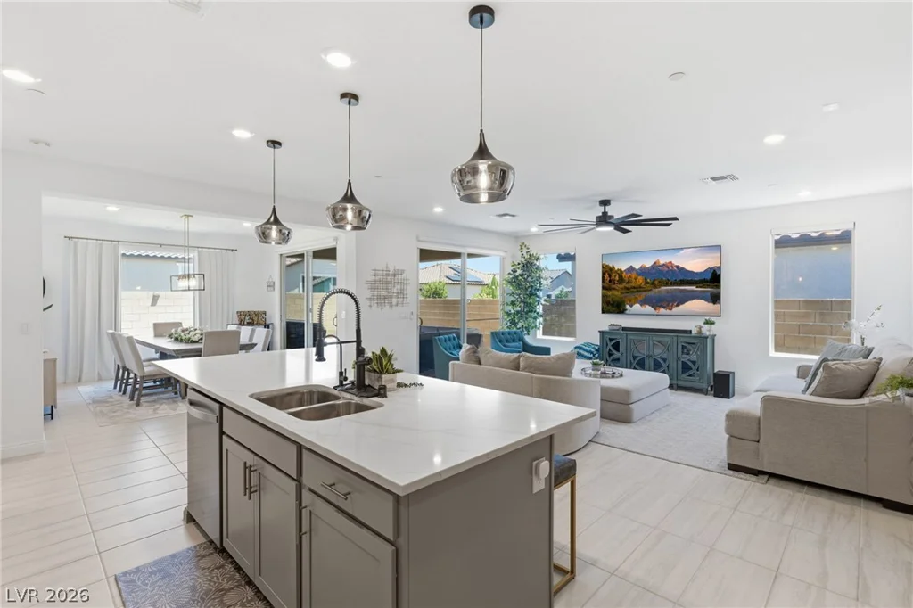 6562 Sandero Springs, Las Vegas, NV 89166