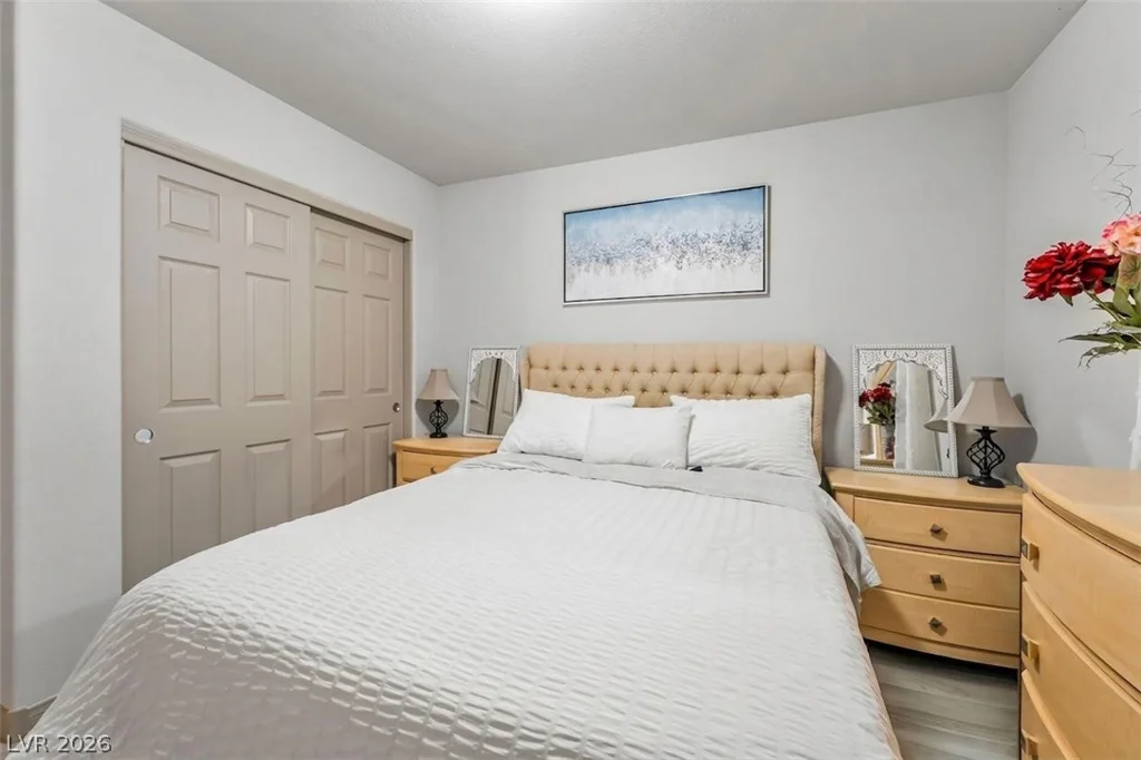 10183 Cascadia Creek, Las Vegas, NV 89141