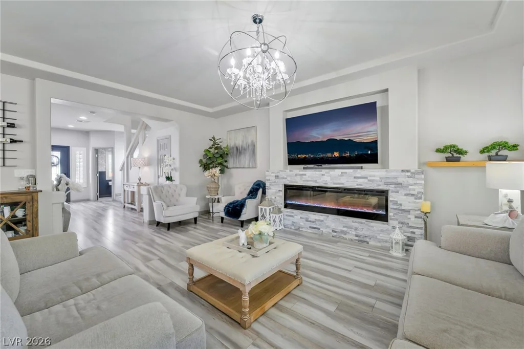 10183 Cascadia Creek, Las Vegas, NV 89141