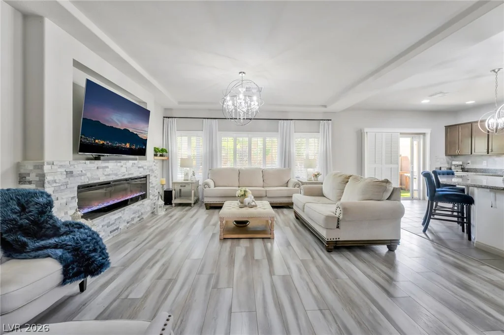 10183 Cascadia Creek, Las Vegas, NV 89141
