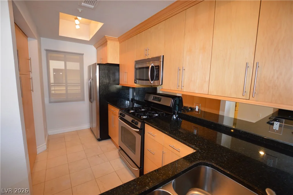 270 Flamingo, Las Vegas, NV 89169