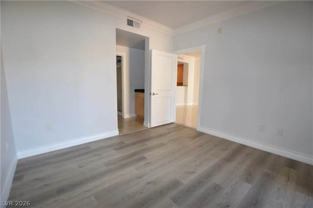 270 Flamingo, Las Vegas, NV 89169