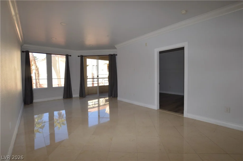 270 Flamingo, Las Vegas, NV 89169
