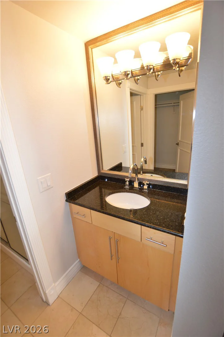 270 Flamingo, Las Vegas, NV 89169