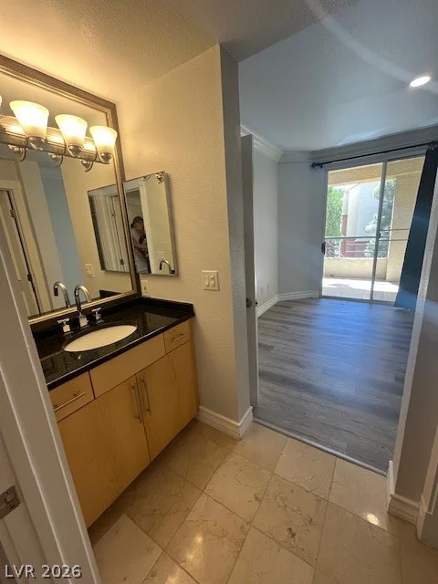 270 Flamingo, Las Vegas, NV 89169