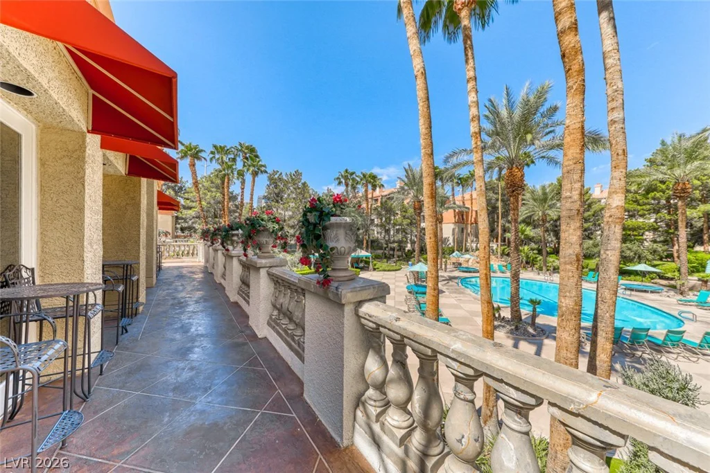270 Flamingo, Las Vegas, NV 89169