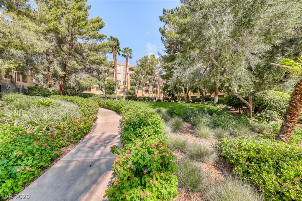 270 Flamingo, Las Vegas, NV 89169