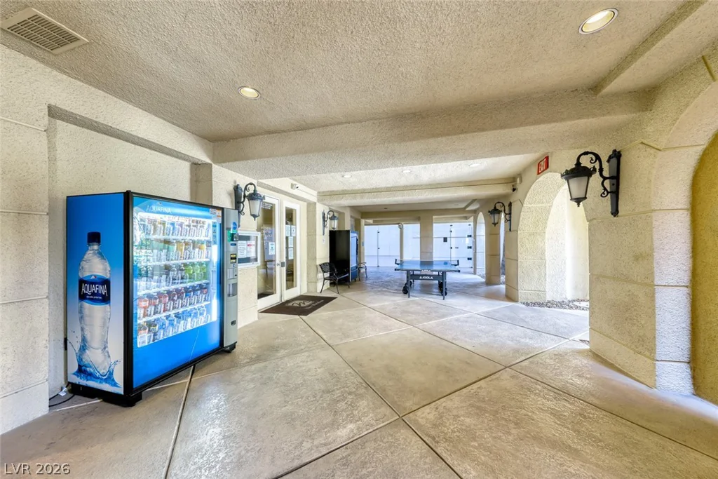 270 Flamingo, Las Vegas, NV 89169