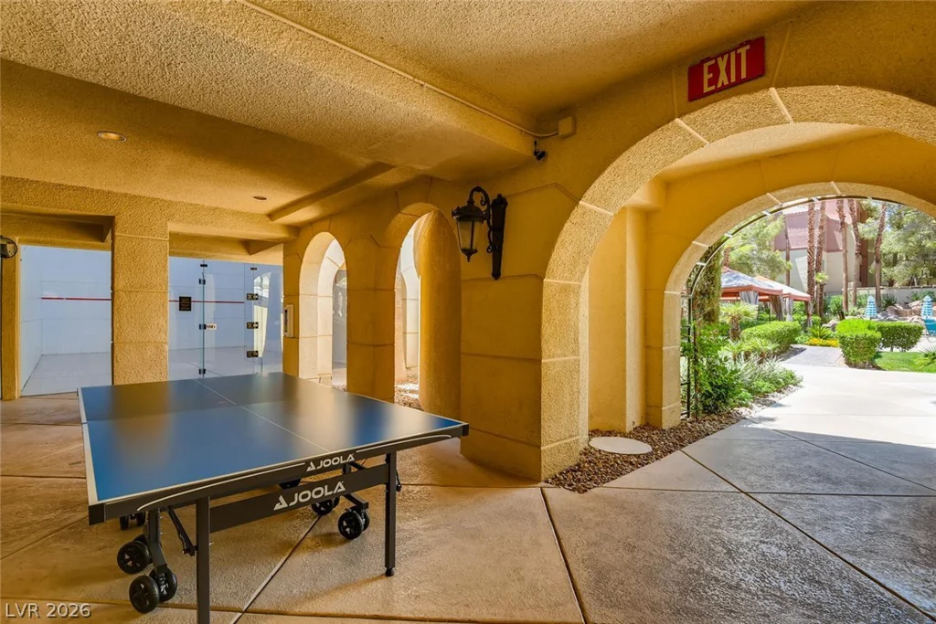 270 Flamingo, Las Vegas, NV 89169
