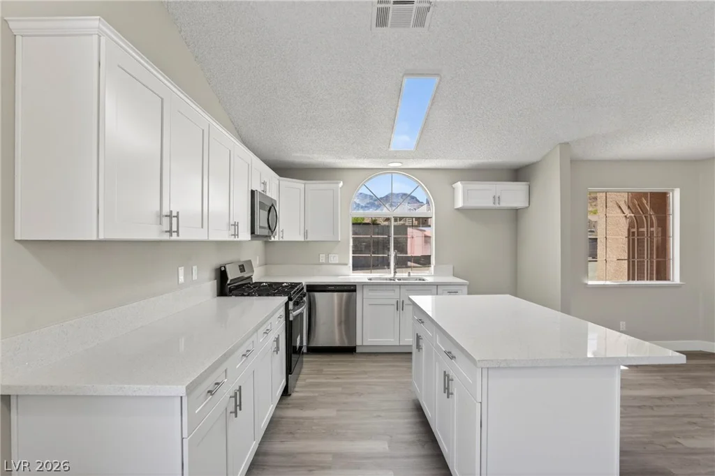 7256 Wayfarer, Las Vegas, NV 89156