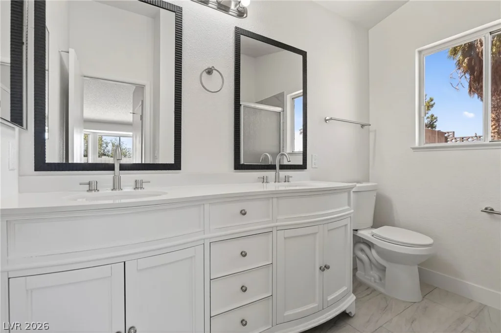 7256 Wayfarer, Las Vegas, NV 89156