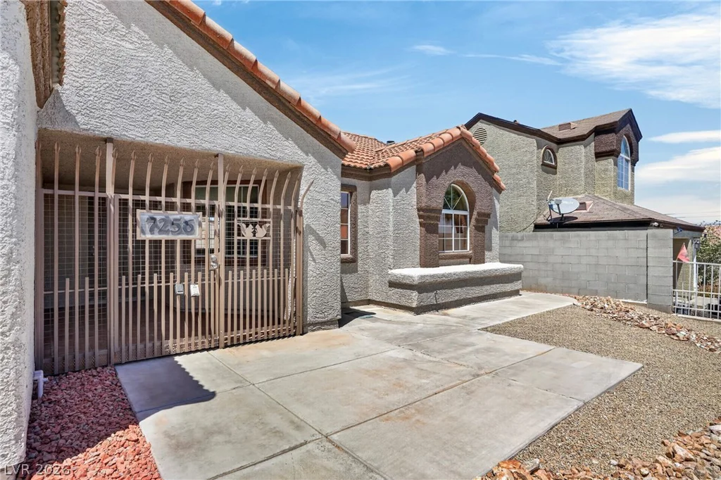 7256 Wayfarer, Las Vegas, NV 89156